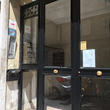 Il Bacio Di 4*